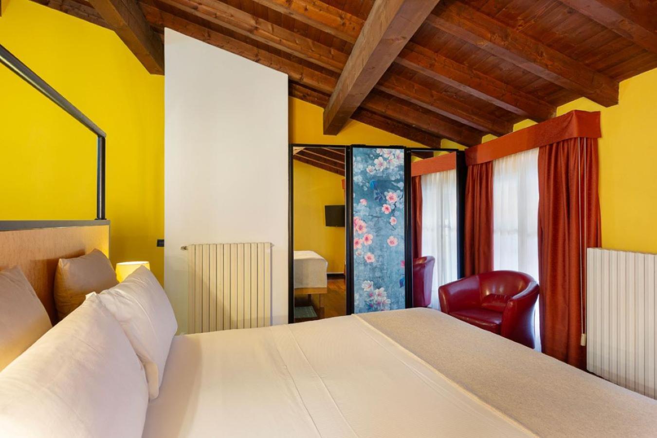 Hotel Ancora Verbania Exterior photo