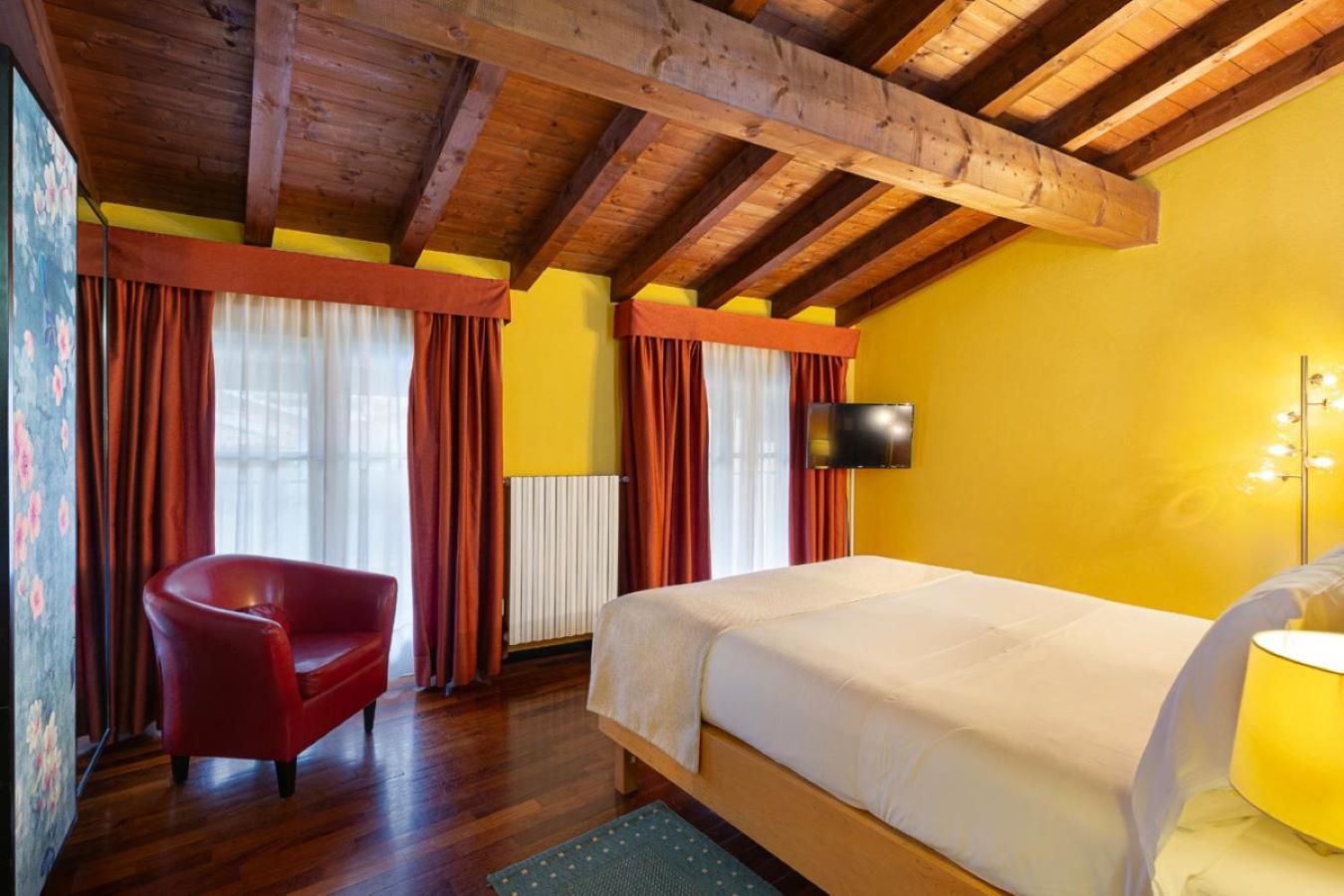 Hotel Ancora Verbania Exterior photo